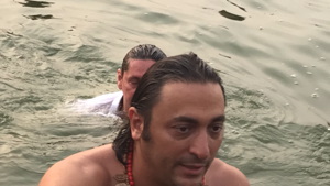 Battesimi nel Gange con Davide RUSSO DIESI